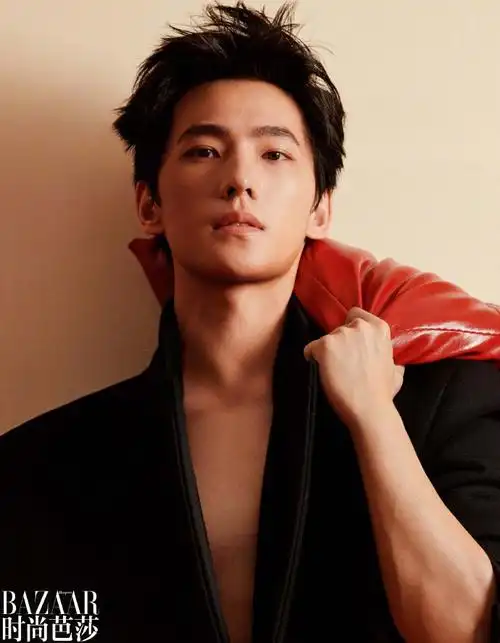 杨洋天台情绪大片