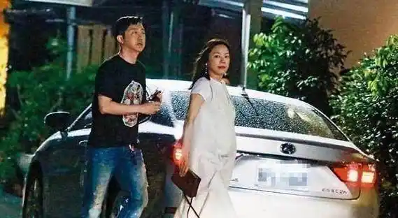 再度寻找到爱情的庾澄庆秀恩爱的频率有点高_张嘉欣_伊能静_吴莫愁