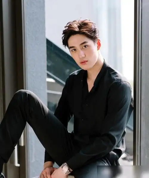 泰剧以爱bk被提名最佳男主角saint新剧即将在3月播出