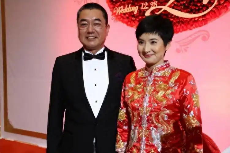 回顾演员董勇能娶到妻子全靠嫂子支持余生不想辜负她