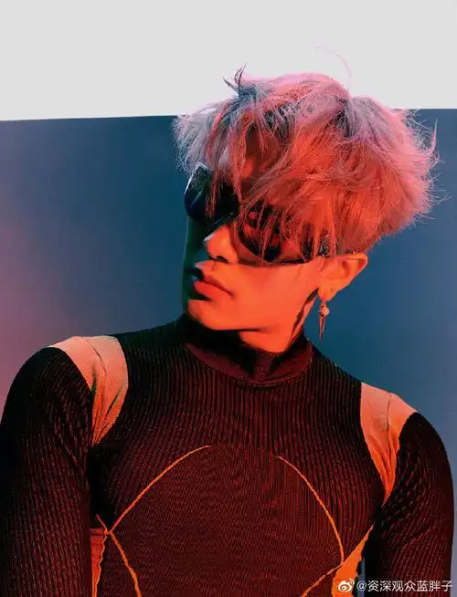 王嘉尔粉丝烟熏妆##小黄人大眼萌2