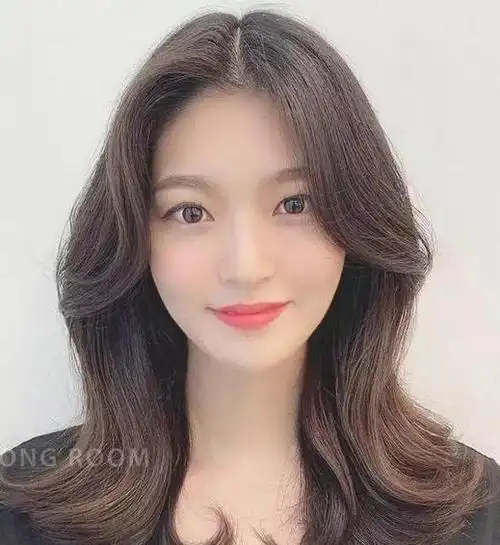 2021最洋气的卷发,巨显清爽清纯的卷发