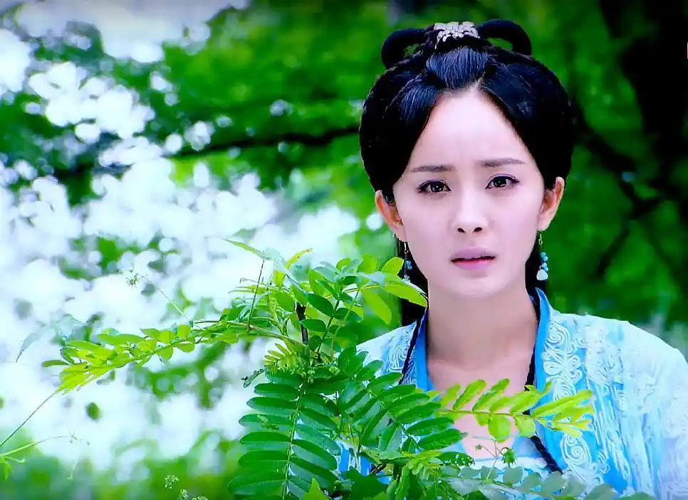 杨幂《古剑奇谭》一组精美剧照,太美了!