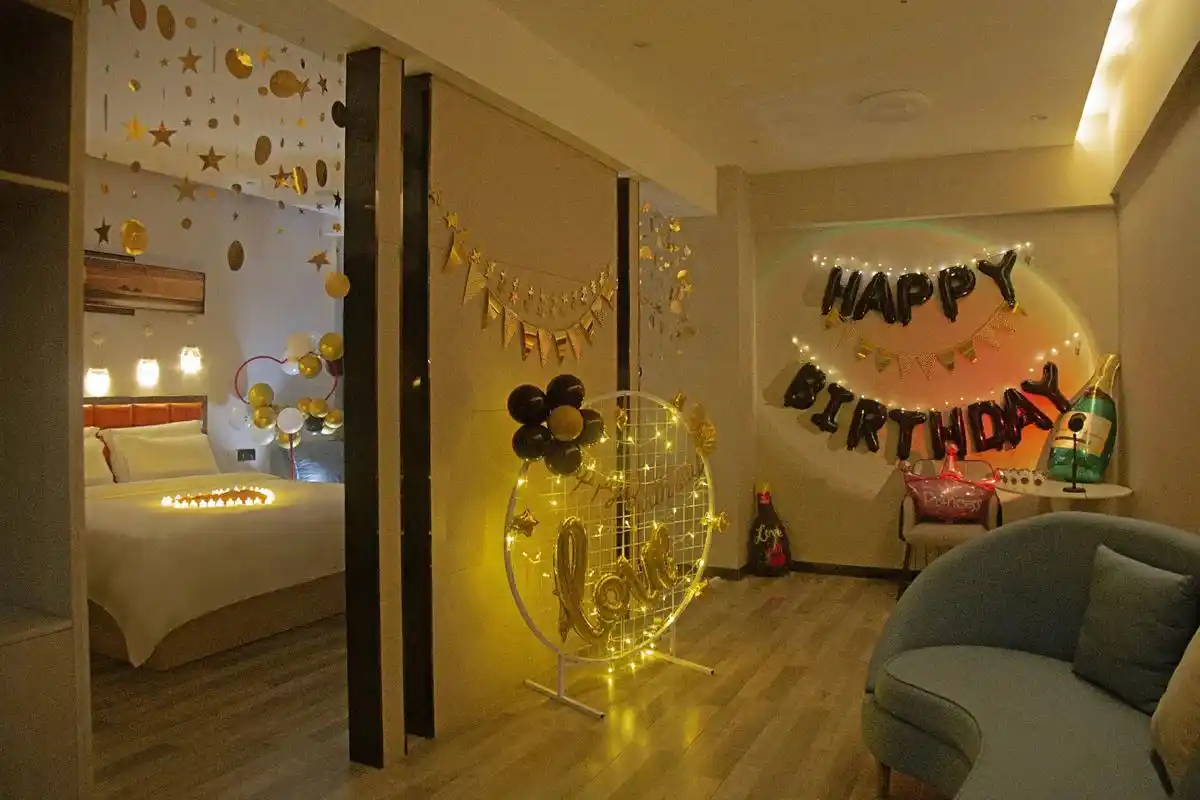 今天我请客,请你开心#生日主题房 #生日主题派对 #生日房间 - 抖音