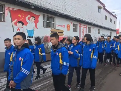 改革开放40周年(东康中学 358班 郭一波 指导老师:程娅)