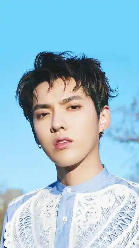 吴亦凡个人简介个人资料(吴亦凡个人简介个人资料剧照)