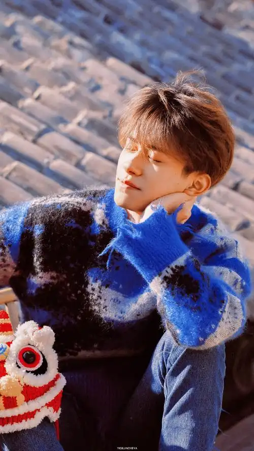 瑞虎闹春晚,千玺贺新年##易烊千玺新年写真