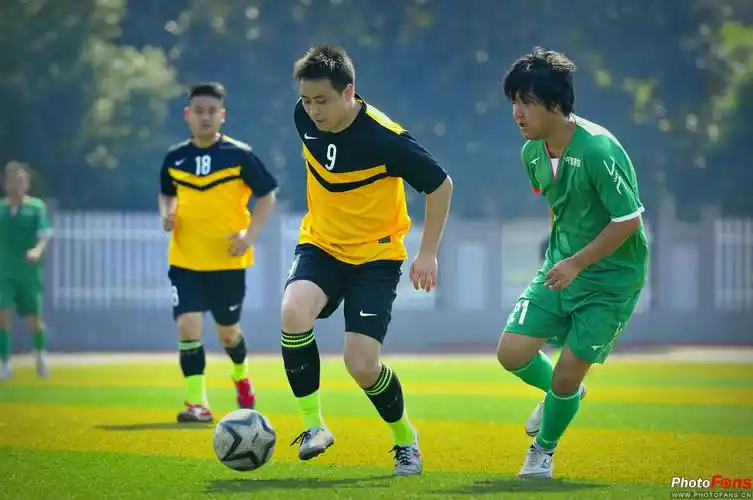 足球--一群男人的世界