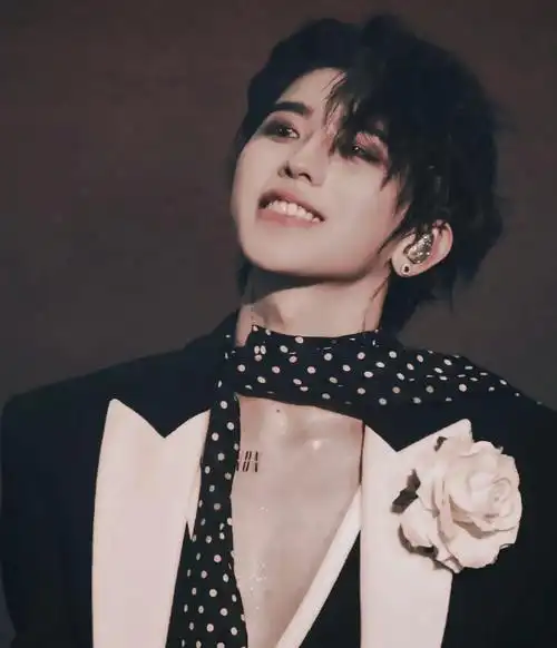 范丞丞上奔跑吧与前准姐夫李晨合作不尴尬蔡徐坤却无缘和他合体