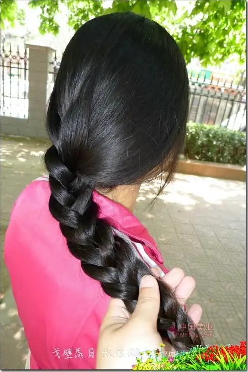 剪下红衣女孩柔顺细丝发-戈壁落日131#(18) 剪发_中国长发