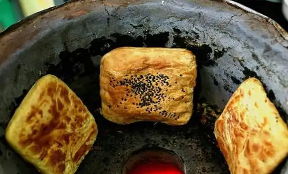 方锅盔培训 - 四川特色小吃培训_四川辣卤培训_川味面条培训_钵钵鸡