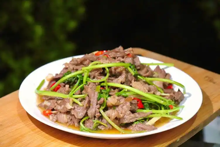 巨下饭捆绑女友食谱之香菜炒牛肉