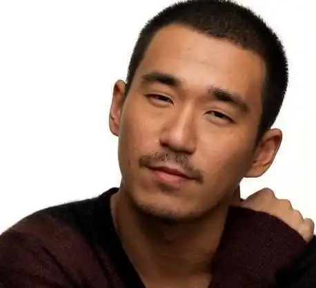 北京警方证实张默吸毒被抓 时隔不过3年复吸