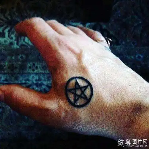 五芒星纹身图案欣赏,神秘的宗教和巫术符号