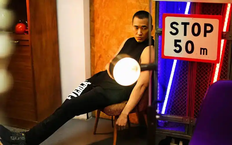 黄立行杂志写真图片桌面壁纸