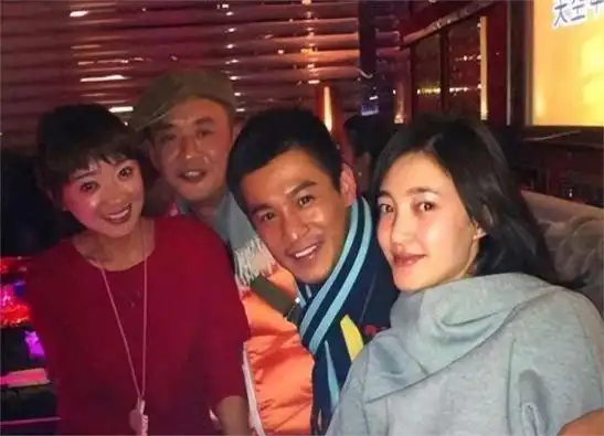 太扎心了!王丽坤与他同居8年,他却转身和别人结婚