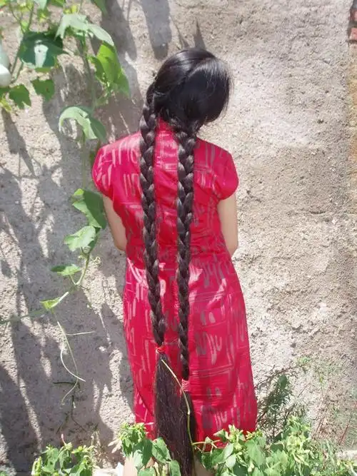 少女绝品胎发大粗双辫 - [中国长发网]