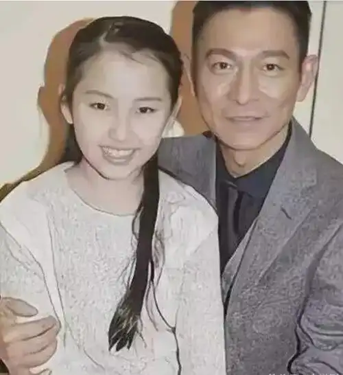 刘德华饭局照片曝光:揭示明星应酬背后的无奈_生活_家庭_工作