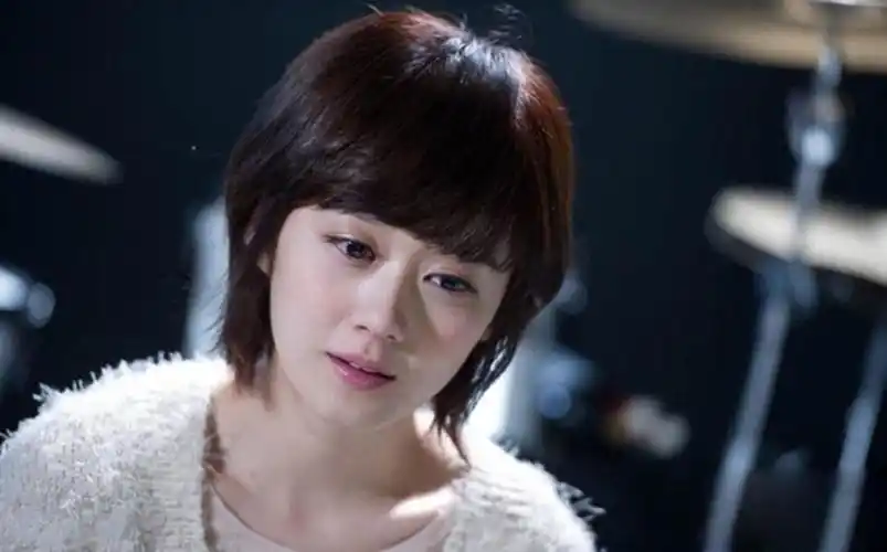 张娜拉在参加韩国节目的时候被主持人问道如果韩国挣不到钱的话,她会