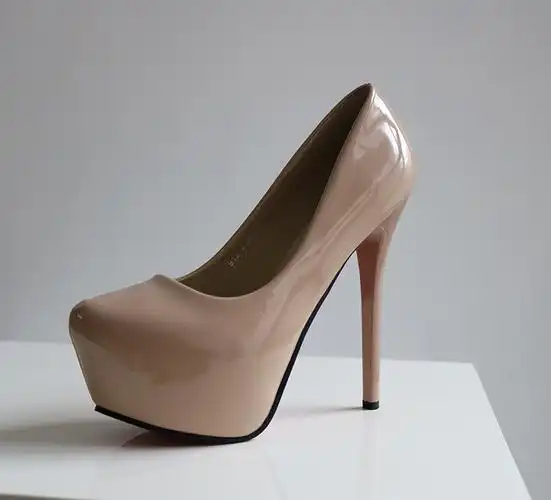 男士伪娘高跟鞋厘米大码细跟裸色漆皮包头超高跟单鞋女浅口纯色防水台