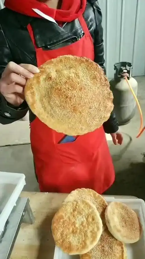 现场制作烧饼!