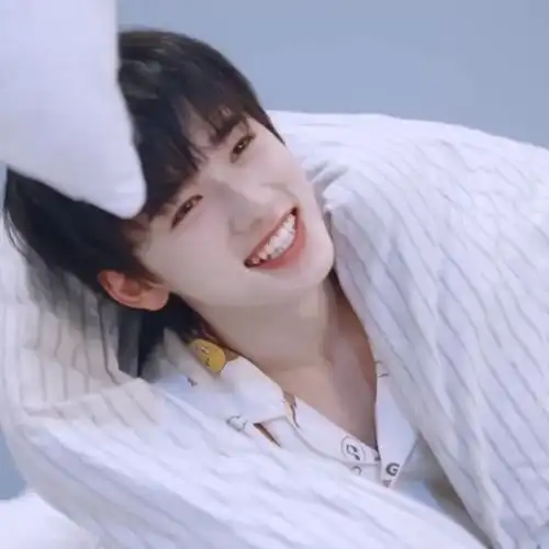 宋亚轩Ⅰ珍惜每个夏天珍惜每个热烈的瞬间