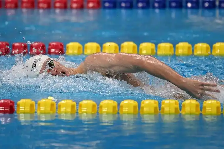 5月4日,浙江队选手潘展乐在男子200米自由泳比赛中夺冠.