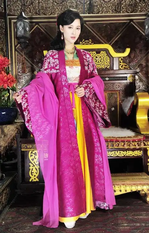 《仙侠剑》热拍 刘娜萍造型惊艳展侠女风范