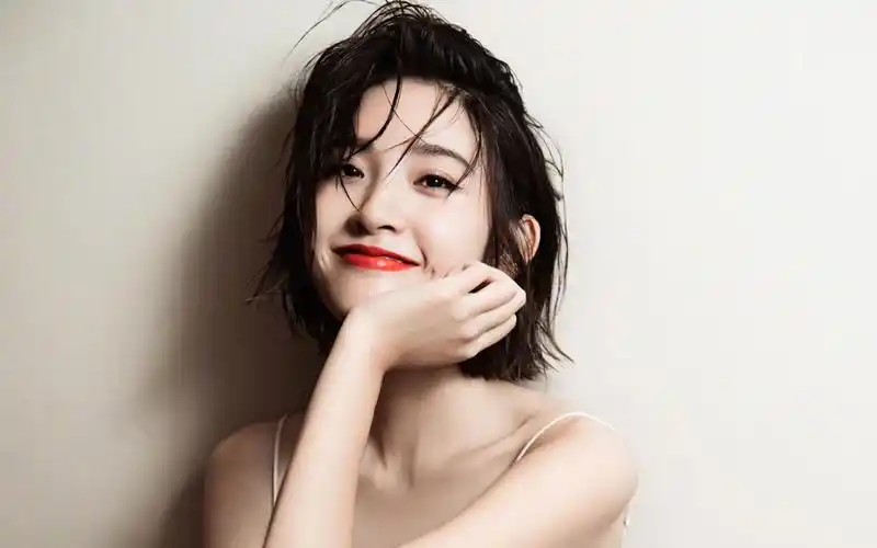 唐艺昕性感妩媚写真桌面壁纸