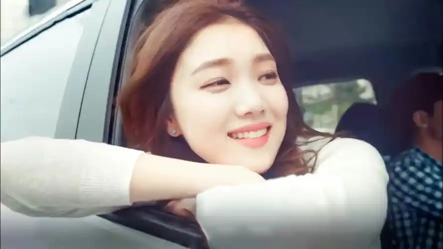 李圣经 小姐姐 壁纸