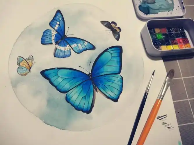 画了一幅水彩蝴蝶