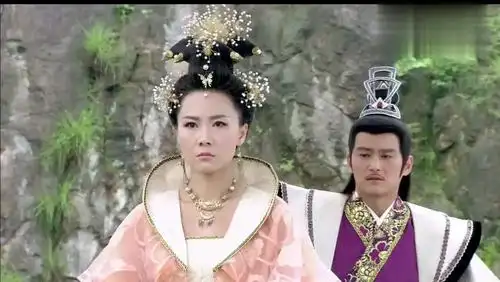 白雪雁说出自己的身份,没想到赵公明瞬间口吐鲜血,白雪雁傻眼了