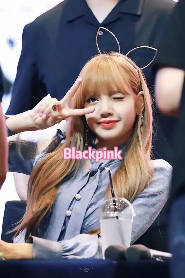 blackpink #lisa #韩国女团手机壁纸 长按图 - 抖音