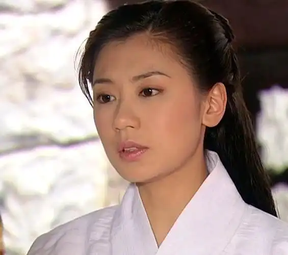 15年前的贾静雯有多美网友原来这才是真正的纯天然美女