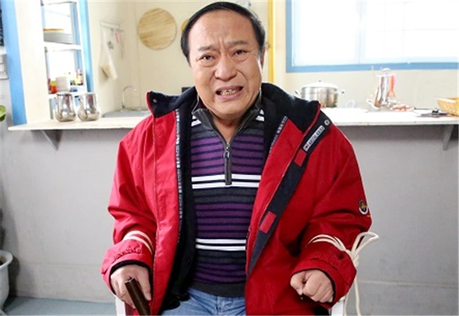 上过14次春晚,不务正业致妻离子散,年近70岁还靠走穴为生