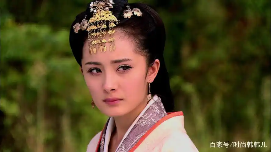 杨幂最美古装造型,巅峰是雪见?