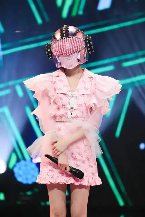 既会唱又会配音全能艺人汪小敏的蒙面唱将之旅