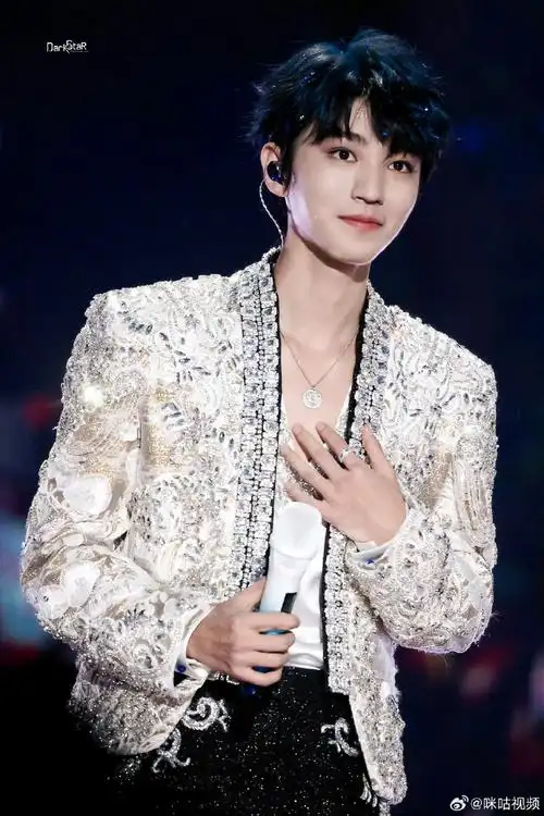 向全世界安利我家爱豆##王俊凯0921生日快乐##王源易烊千玺连续第十