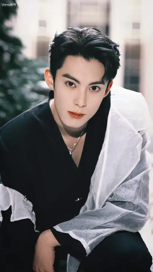 一眼难忘的浓颜系明星