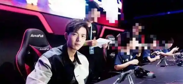 李现苏州工作遇台风,安慰大家的话超好听,现场亮相身材比例棒呆_活动