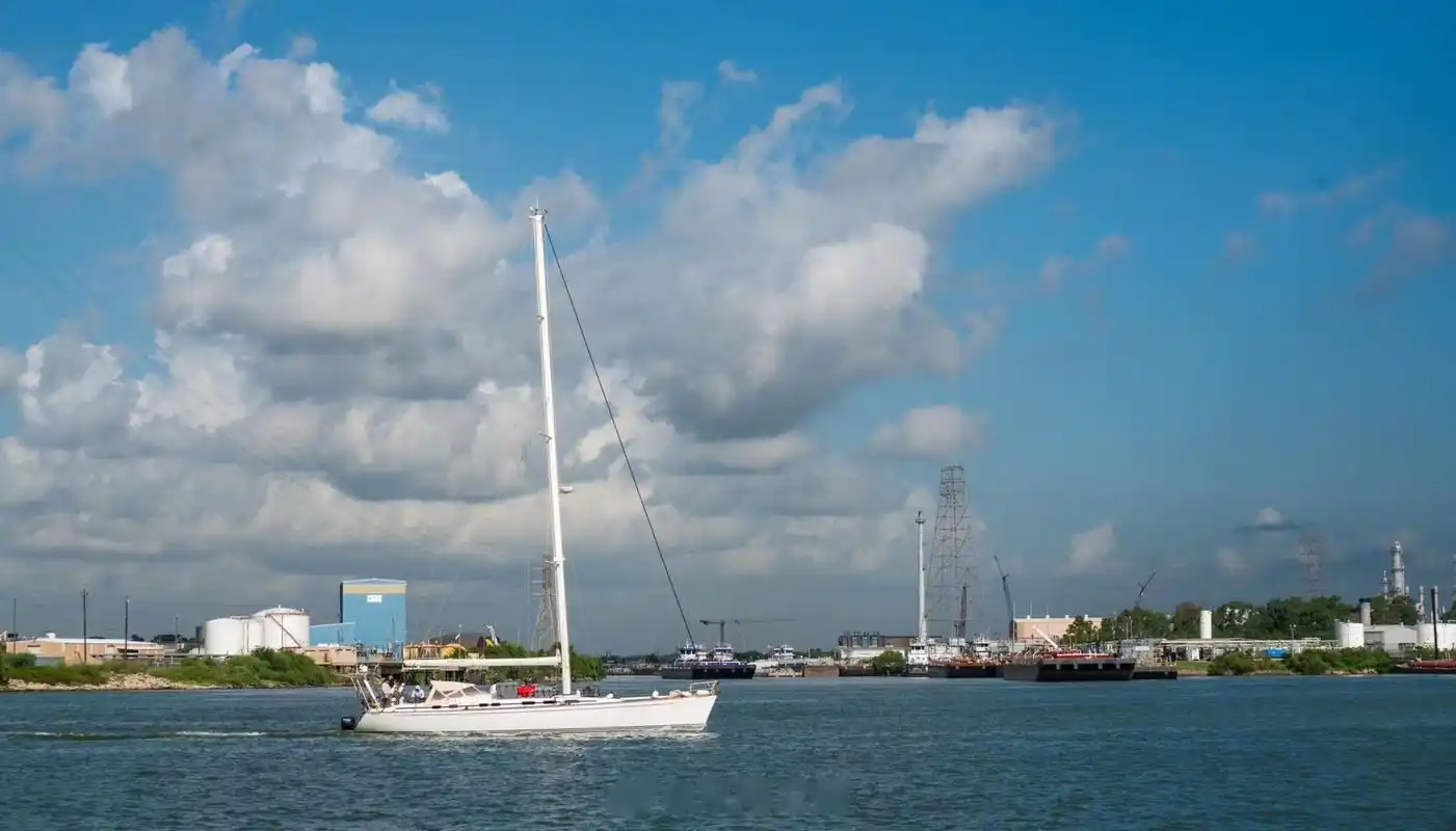 时隔五年,"北京号"帆船再出发～张昕宇梁红感慨道,能坏的都坏了,该乱