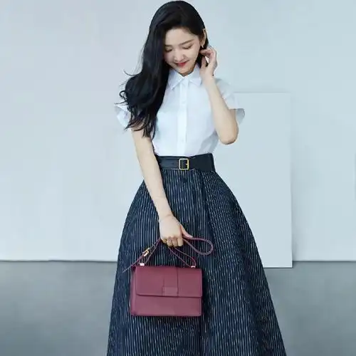 明星章若楠同款女装2021夏季新品短袖白衬衫 时尚条纹单排扣半裙