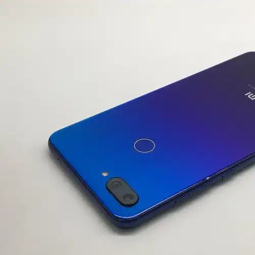 小米小米8青春版全网通蓝色6g64g国行9成新