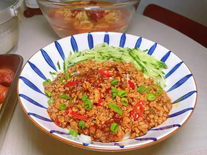 412家常晚餐肉酱拌面附做法