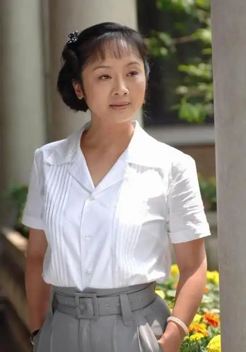 67王新军前妻唐静简介(王新军和唐静离婚原因)_秀佬网