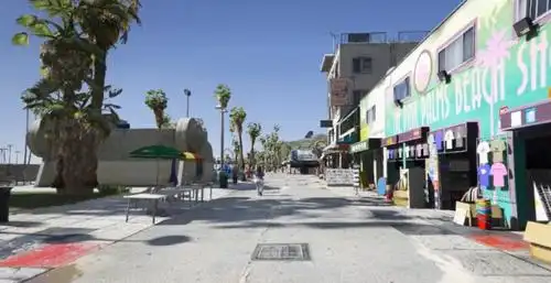 可以看出来海边的效果做的也是非常的不错的,请大家满满观赏gta5高清