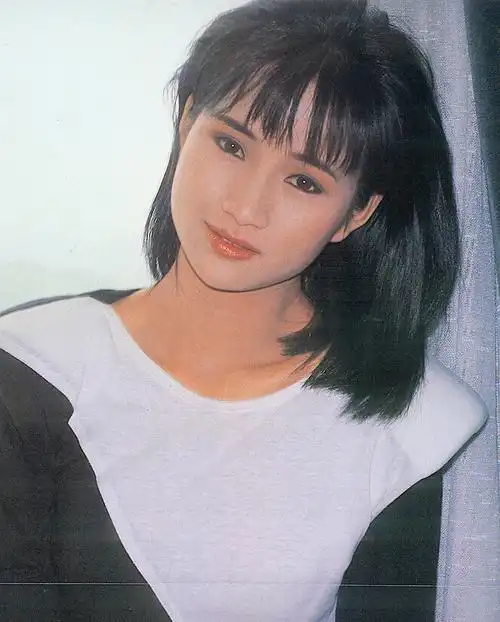 姓蔡的女歌星姓蔡的男明星90后