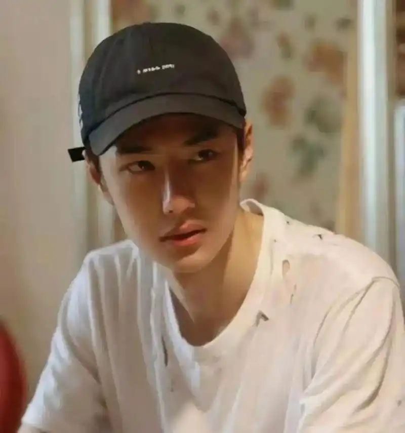 奶里奶气的啵啵#你是凭实力刷到的 #王一博酷盖奶音 #04帅04 - 抖