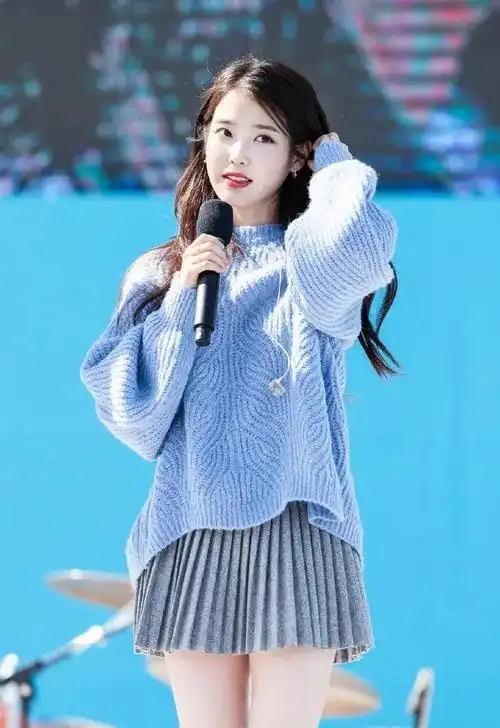 李知恩绝美照片