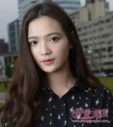 能修饰脸型的方脸发型,自然也是大家的首选发型了.